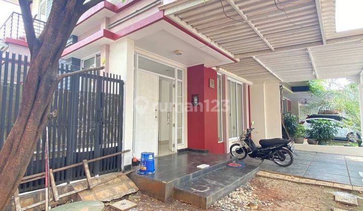 Disewakan Rumah 2 Lantai Dan Strategis Dekat Mall Galaxy 2