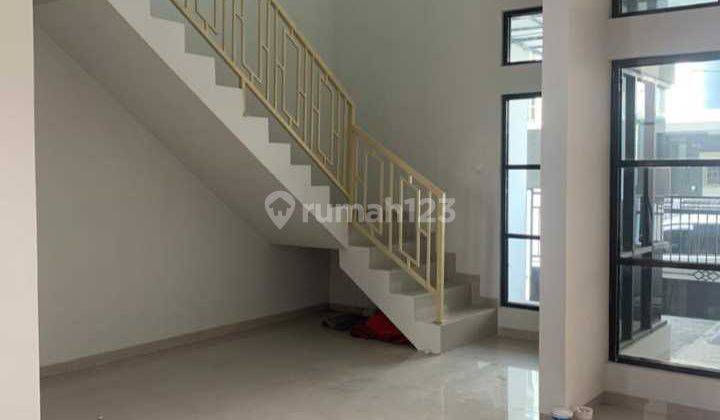 Dijual Rumah Lebak Timur  Shm 2 Lantai Bagus Dekat Merr Unair C 2