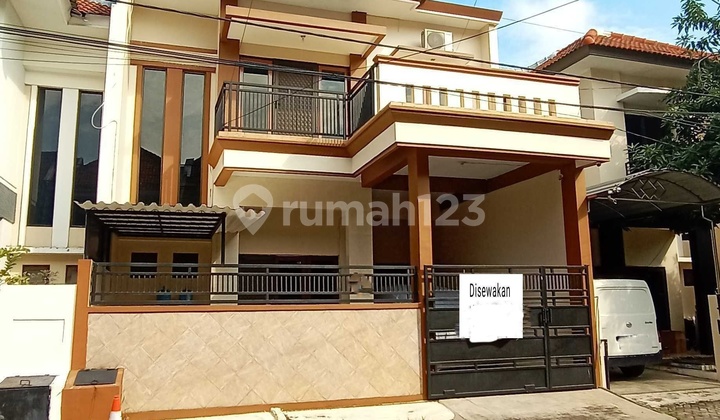 Disewakan Rumah Minimalis 2 Lantai Lebak Indah Regency Dekat Merr 1