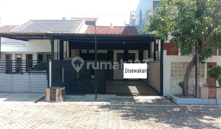 Minimalist House for Rent in Mulyosari Near Unair C