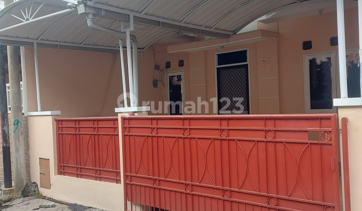 Disewakan Rumah Minimalis Lebak Indah Regency One Gate Dekat Merr 2