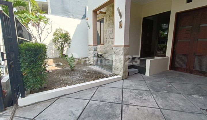 Disewakan Rumah Minimalis 1 Lantai Wisma Permai Dekat Unair C 2