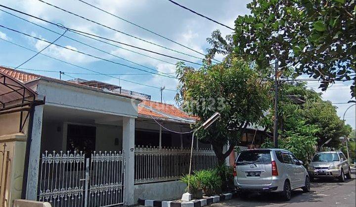 Rumah Lebar 10m di Rungkut Asri Barat 2