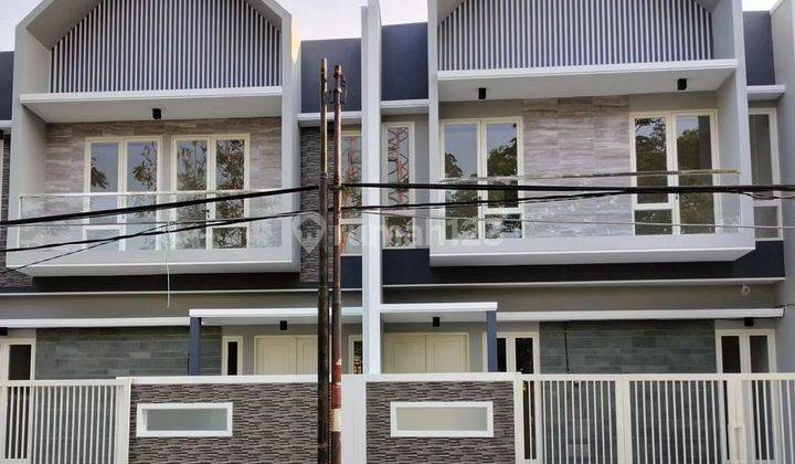 Rumah Baru 2 Lantai di Raya Manyar Tirtomoyo 3Man 1