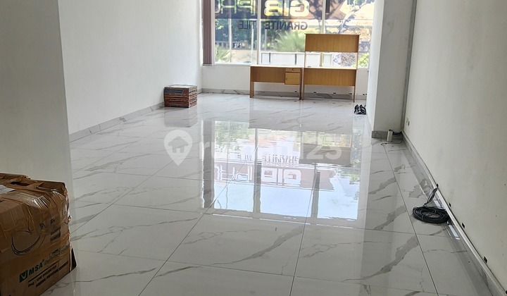 Ruko Kemayoran Bagus Siap Pakai Untuk Kantor 3 Lantai - Ada Ac