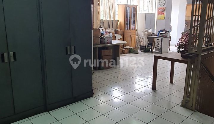 Ruko Tepi Jalan Utama di Bungur Cocok untuk Usaha / Kantor Ruko Tepi Jalan Utama di Bungur Cocok untuk Usaha / Kantor