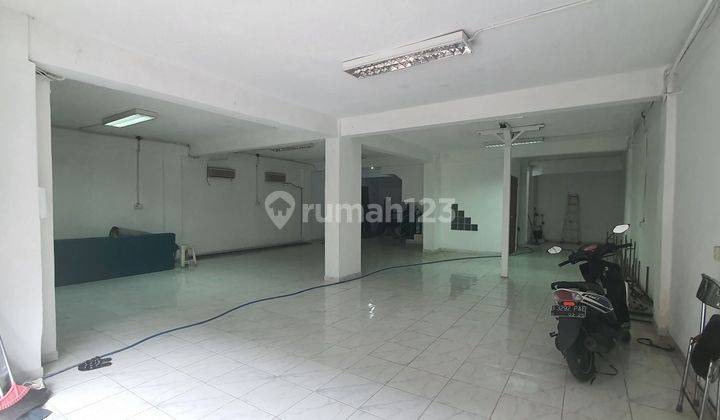 Ruko Gandeng Bisa KPR Bisa Untuk Gudang / Kantor di Sunter 1