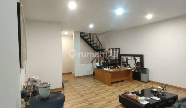 Rumah Bagus Semi Furnished Siap Huni 6x18 di Sunter 1