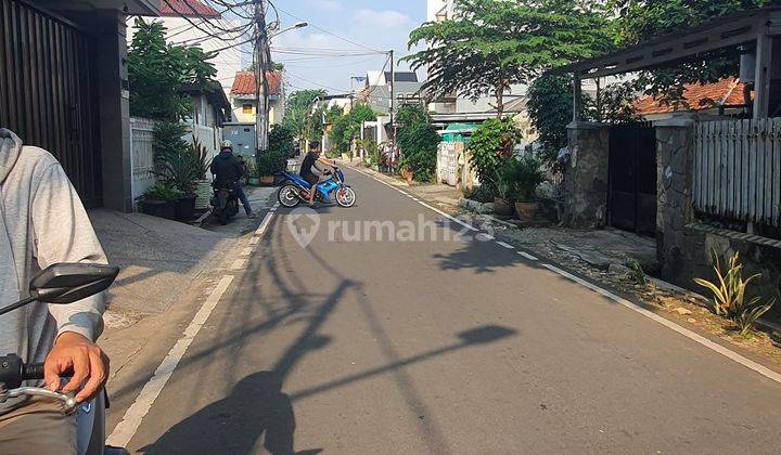 Rumah Tua Hitung Tanah 11x24 Bisa Bangun Rumah Kos di Kemayoran 2