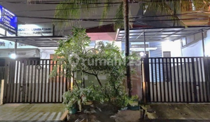 Sunter House 306 sqm, East Facing, in a Comfortable Complex