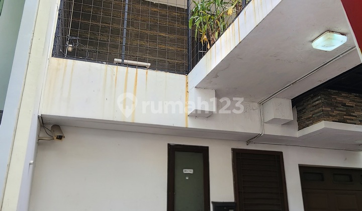 Kemayoran Town House Springhill Home with Elevator &#43; Cheapest