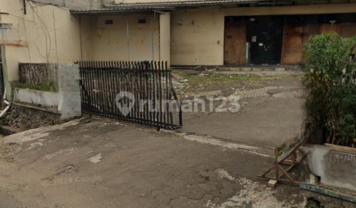 Tanah Untuk Segala Usaha Di Tepi Jalan Utama - Investasi Bagus