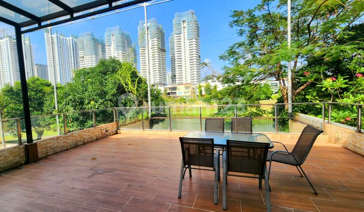 Rumah Golf Kemayoran Mewah Full Furnished - Nego Sampai Deal 2