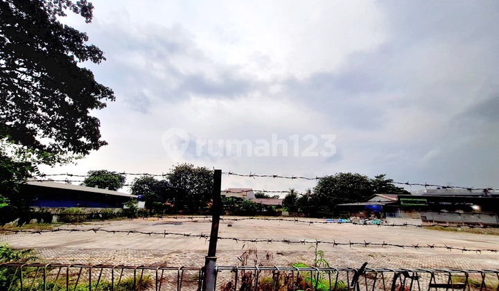 Yos Sudarso Land, Great Location, Container Access Possible
