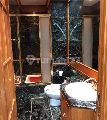 Ruang Usaha Office Furnished - Harga Nego - Di Menara Sudirman 2