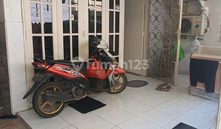 Standard 90 Square Meter House in Sunter - Land Price Calculation