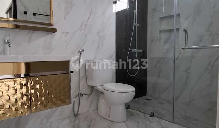 Rumah Kelapa Gading Brand New Aman Banjir Komplek Favorit 6X20
