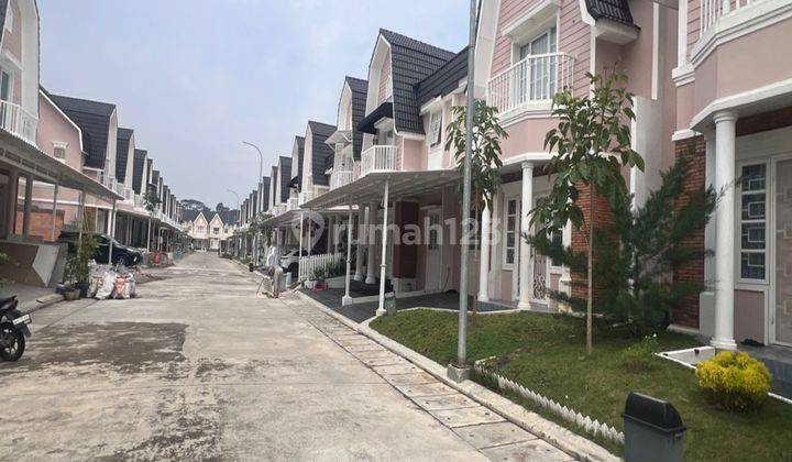  Rumah Furnished Bagus SHM - Sertifikat Hak Milik di Jl. Karya Jaya, Deli Tua 1