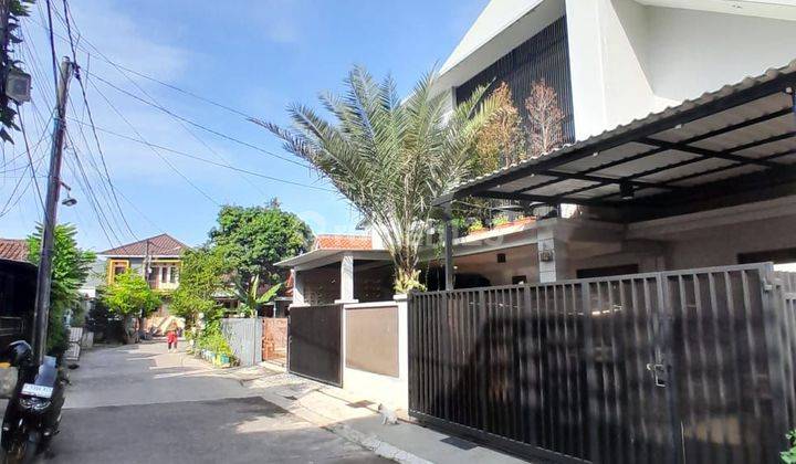 Rumah 2 Lantai Furnish Istimewa Di Jatisampurna bekasi  2