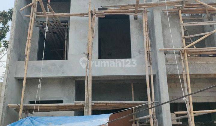 Townhouse Di Cipayung Dekat Lrt Cibubur  2