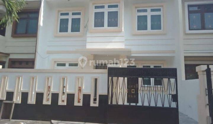 Rumah 2 Lantai Cluster Kintamani Daan Mogot  1