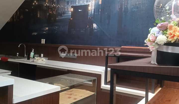 TURUN HARGA!!! Ruko Maggiore Boulevard Gading Serpong - 3 Lantai Full Renovasi 2024, F&B Ready Siap Usaha