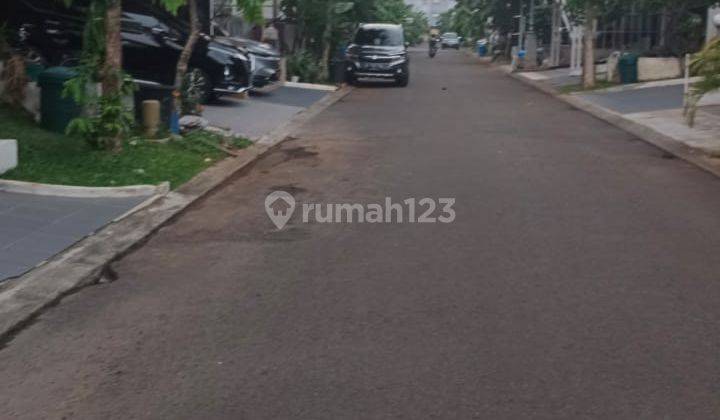 Rumah Bagus di Cluster Fiordini Gading Serpong, Tangerang 2