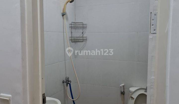 Rumah Semi Furnished di Cluster Canary The Springs Gading Serpong 2