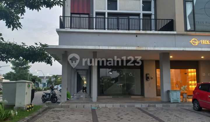 For Rent Fast 3-Story Melody Shop House in Summarecon Serpong Tangerang