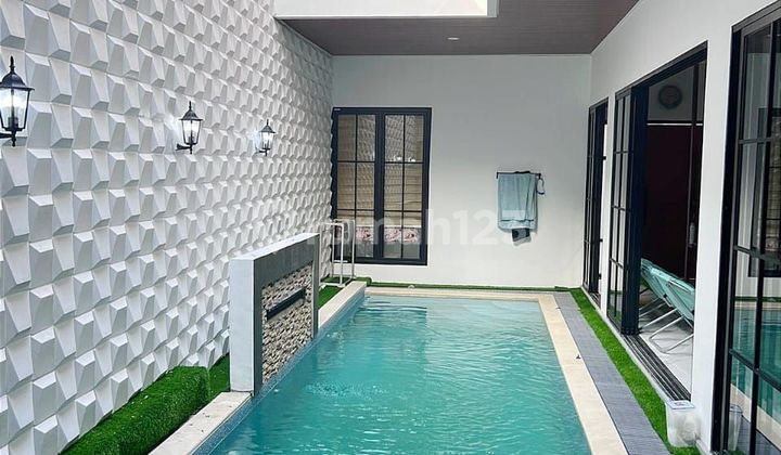 Rumah di Sektor 8 Bintaro 2 Lantai, SHM, Bagus, Timur, siap huni