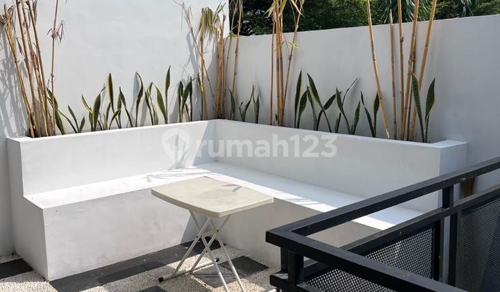 Rumah di Sektor 8 Bintaro 2 Lantai, SHM, Bagus, Timur, siap huni 2