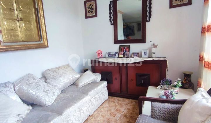 Rumah di Graha Raya 2 Lantai SHM Bagus Rumah di Graha Raya 2 Lantai SHM Bagus