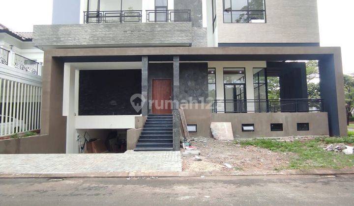 Rumah di Alam Sutera 2 Lantai SHM Bagus, siap huni, mewah  2