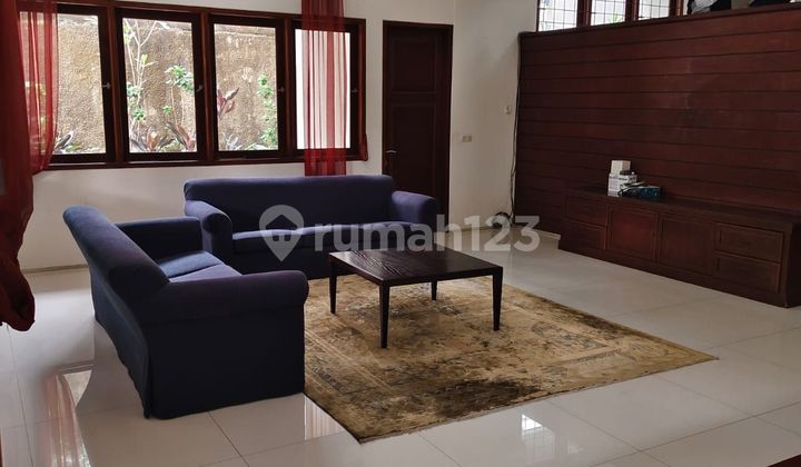 Rumah di Jalan raya Benda Kemang 2 Lantai SHM Bagus Rumah di Jalan raya Benda Kemang 2 Lantai SHM Bagus