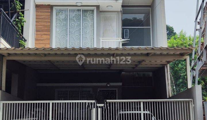 Rumah SHM 2 Lantai Bagus, siap huni 1