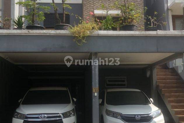 Rumah Mediterania Jakarta Selatan 2 Lantai Shm Bagus 1