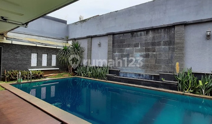 Nice Freehold House in Pondok Indah