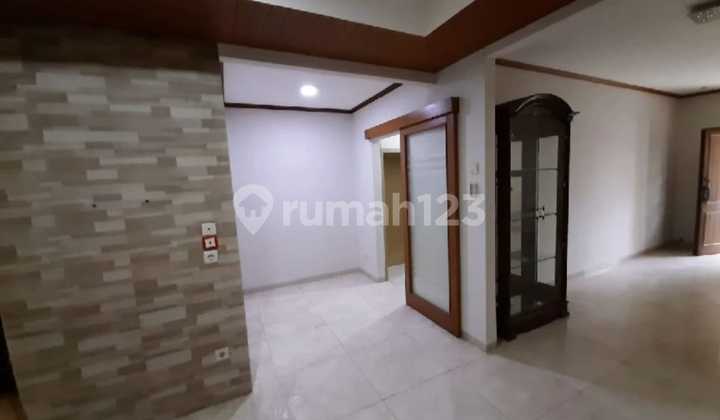 Nice House with SHM in Bintaro 2