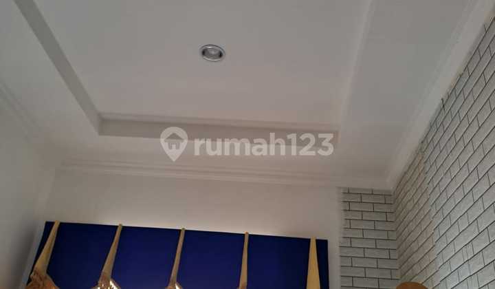 Rumah Bagus SHM di Villa Melati Mas 2