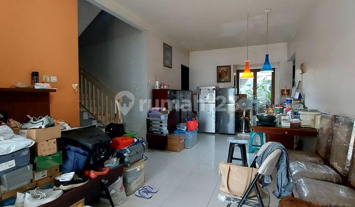 Nice House Shm In Graha Raya, Melia