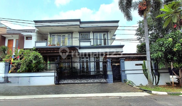Rumah Bagus SHM di Pondok Indah