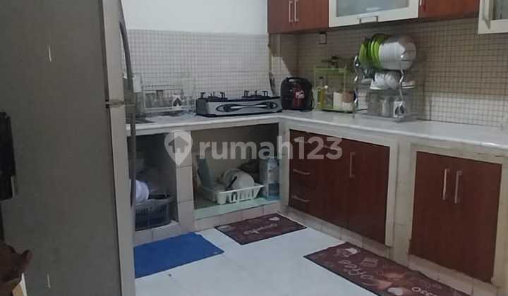 Nice House with SHM in Graha Bintaro 2