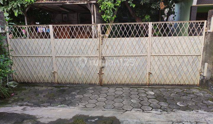 Rumah di gang kemuning Sudimara pinang  1