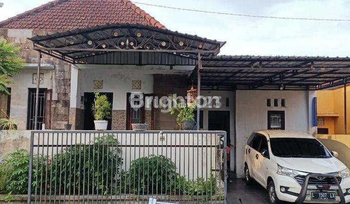 Rumah cantik disewa atau dijual 1