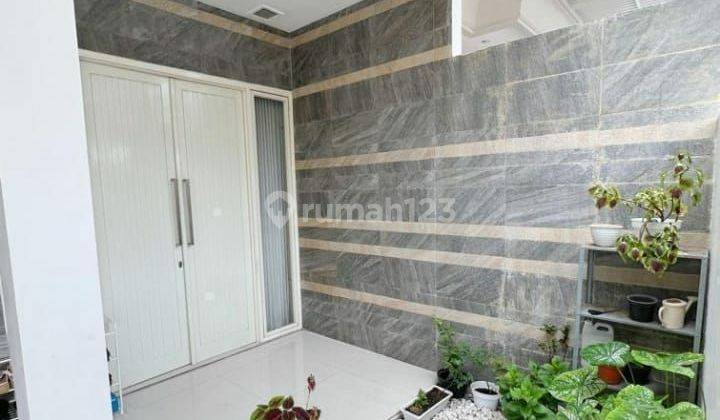 Dijual Rumah Modern Minimalis Sutorejo 2