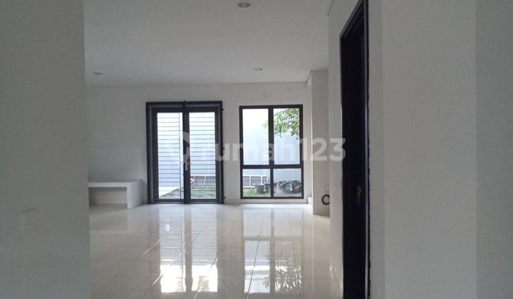 Jual Rumah Siap Huni Rapih Cluster Foglio Foresta Bsd City 2