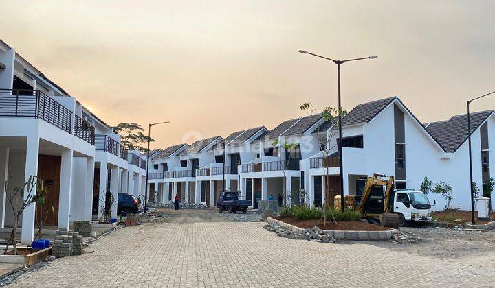 Rumah Bagus 2 Lantai Cluster Kristal Aryana Karawaci 2