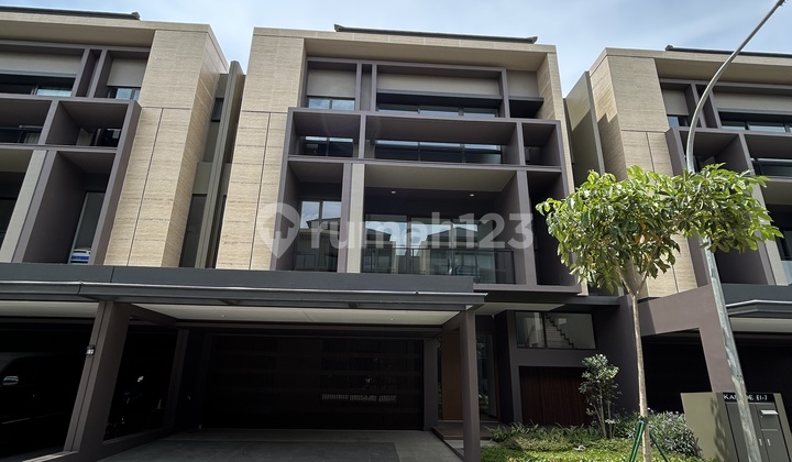 Rumah Mewah 3 Lantai The Zora Kanade Lebar 12 Siap Huni Bsd City