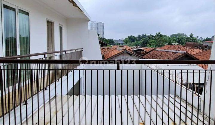 Rumah Murah Lokasi Strategies di Permata hijau
Jakarta selatan 2 Lantai 2