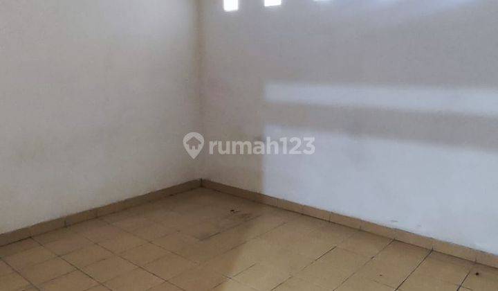 Dijual Rumah 1,5 Lantai di Gatot Subroto, Bandung 2